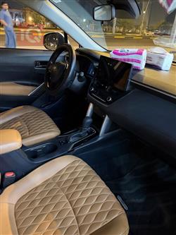 تۆیۆتا کۆرۆلا کرۆس